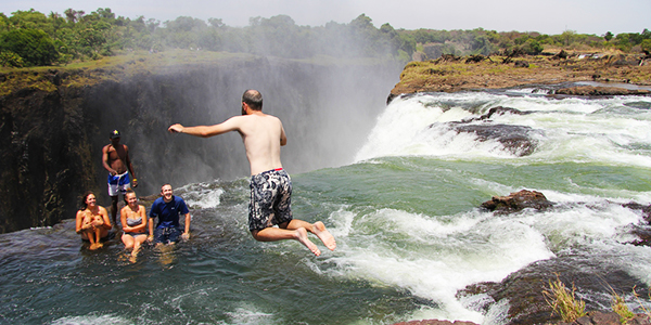 Le destinazioni più incredibili dell'anno - Piscina del Diavolo - Victoria Falls